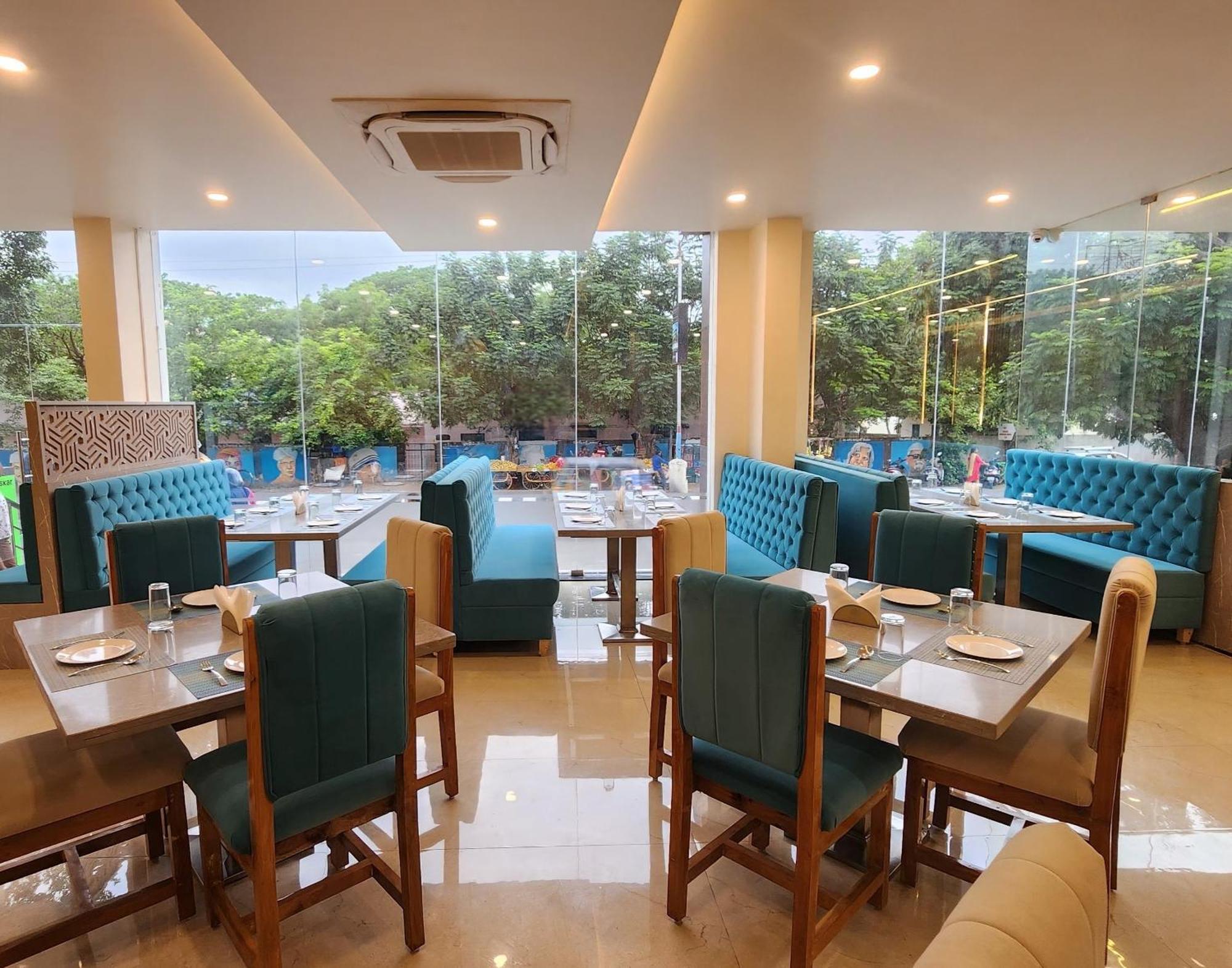 Hotel Janas Tirupati Eksteriør billede