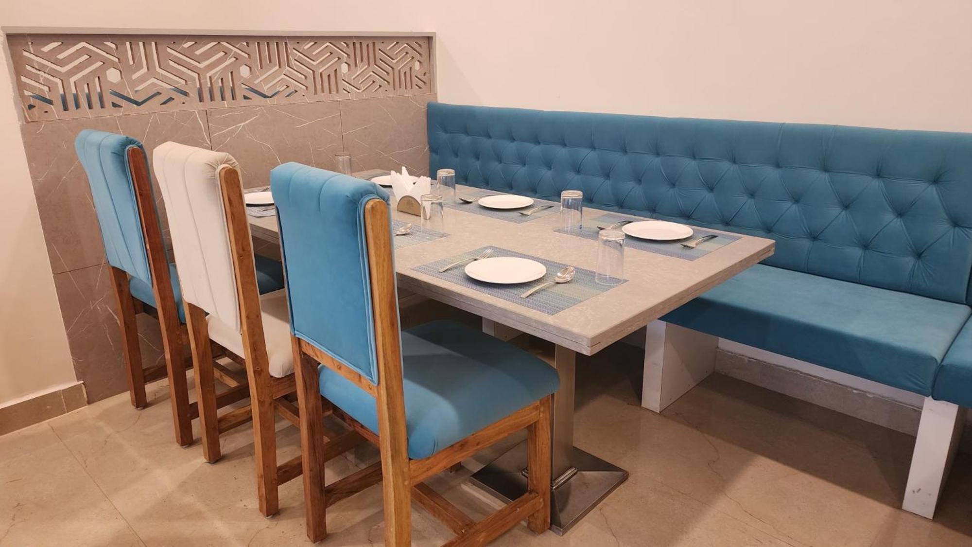 Hotel Janas Tirupati Eksteriør billede