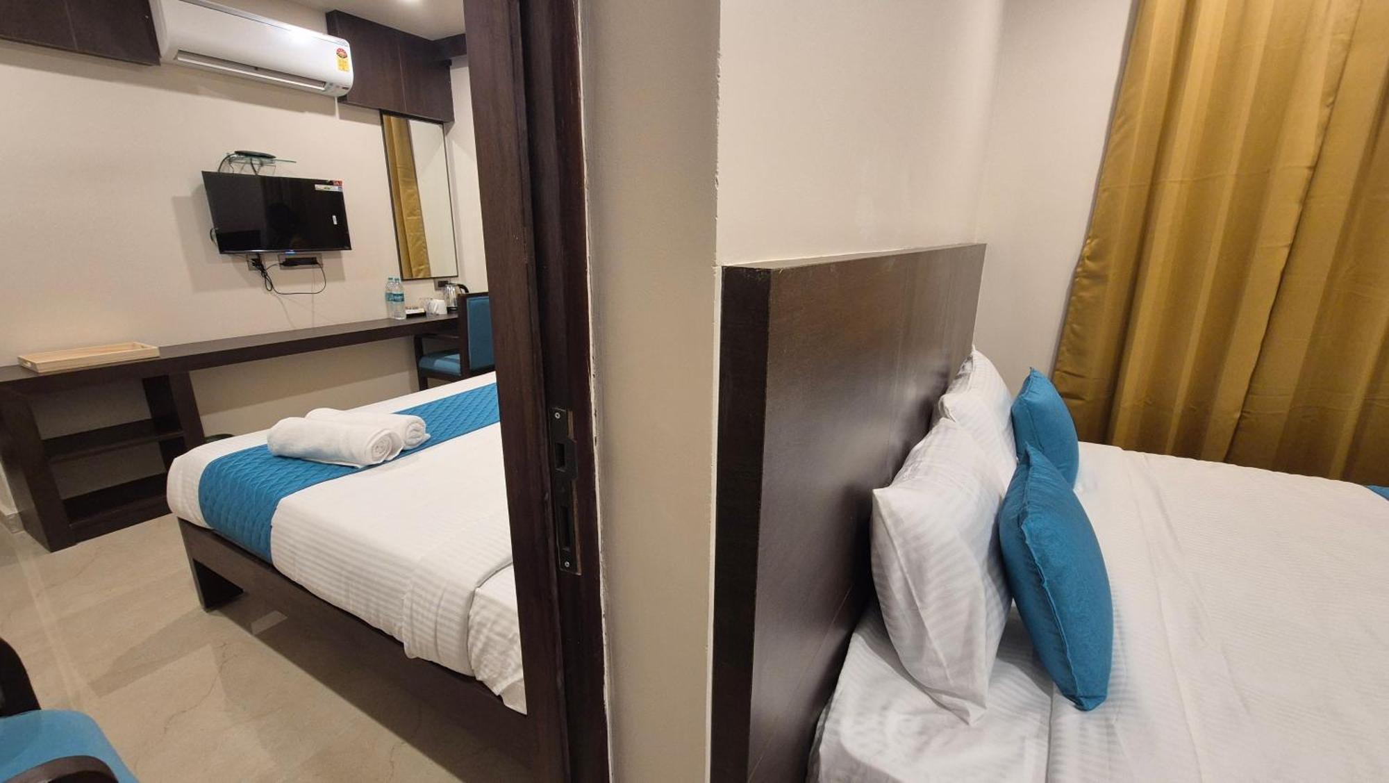 Hotel Janas Tirupati Eksteriør billede