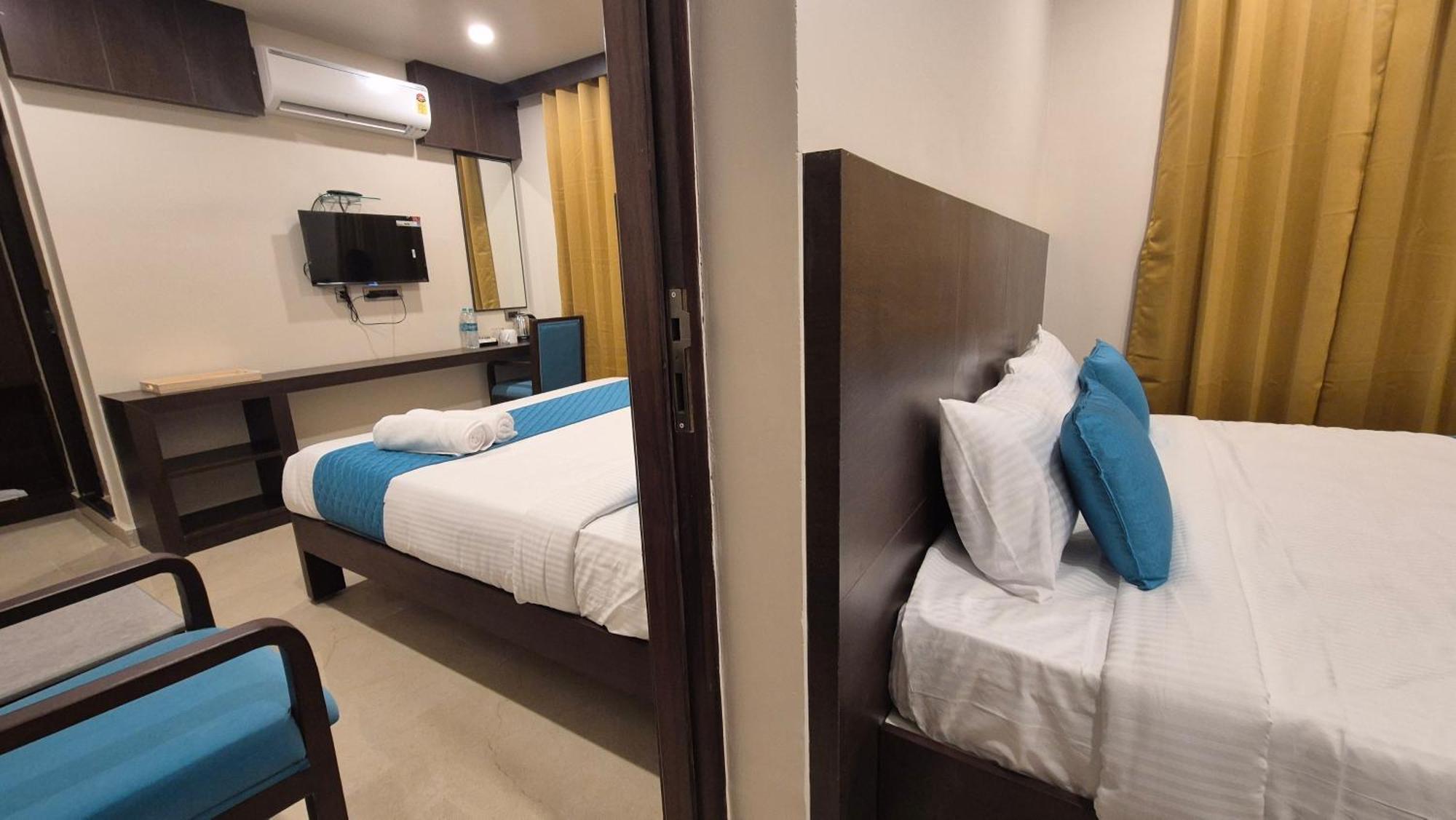 Hotel Janas Tirupati Eksteriør billede